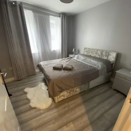 2 Bedroom شقة